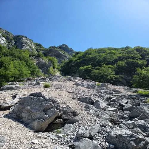 Ritrovato l'anziano disperso sopra Venzone. Altri interventi nella zona delle Alpi Giulie
