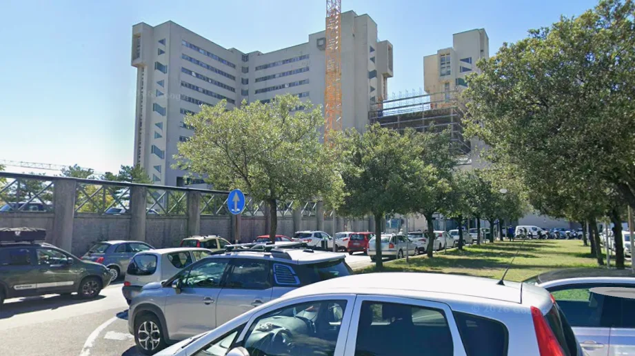 Trieste, tumore al cervello scoperto a 27 anni: “Oggi mio figlio non ha alcun danno, grazie ai medici di ASUGI”