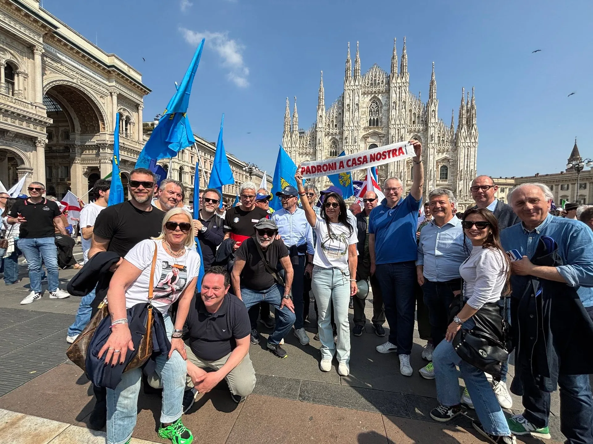 Lega FVG, esodo verso Pontida: centinaia in partenza, sul pratone anche frico e polenta