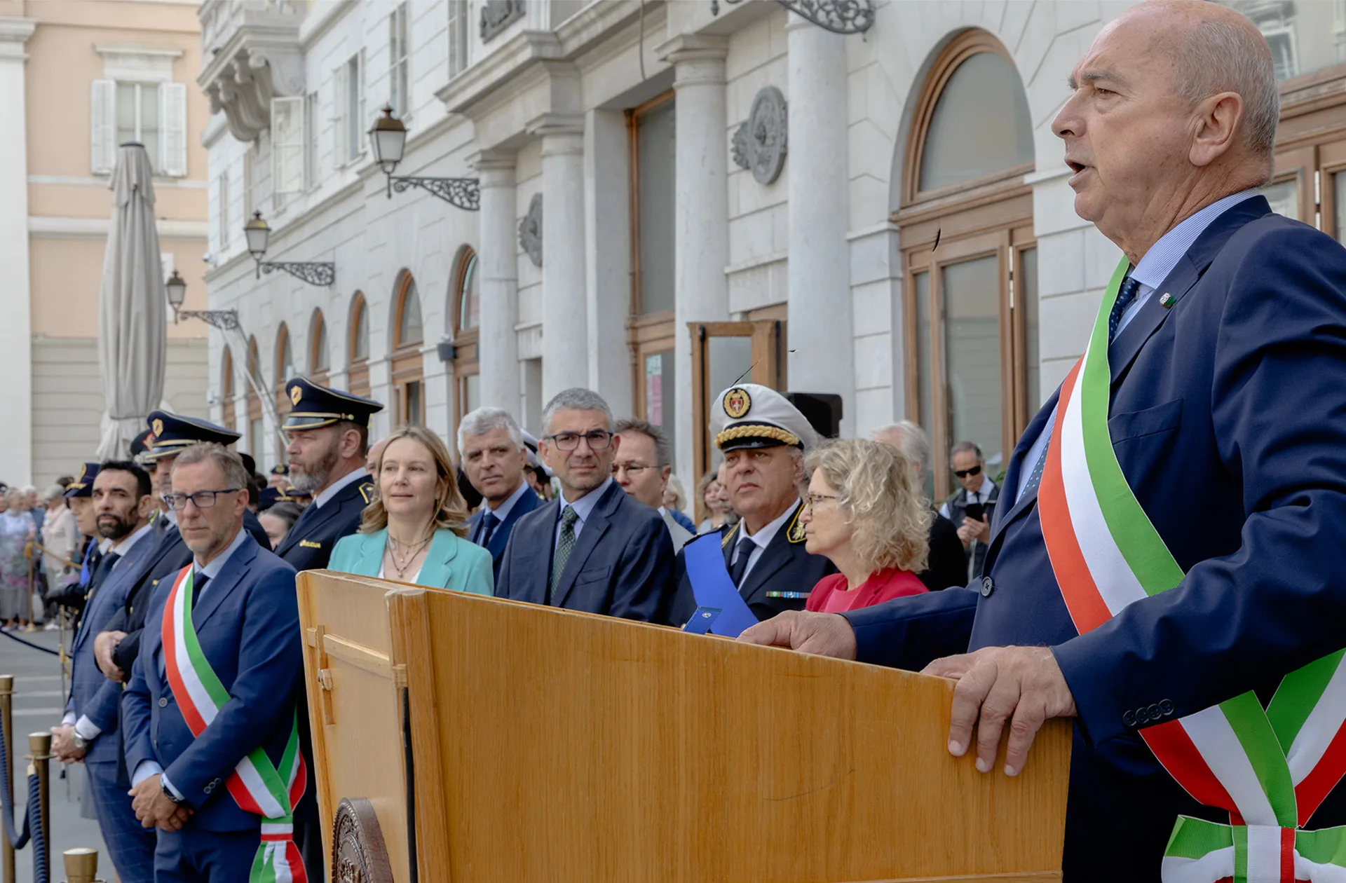 Festeggiato in Piazza Verdi il 164mo anniversario della fondazione della Polizia locale