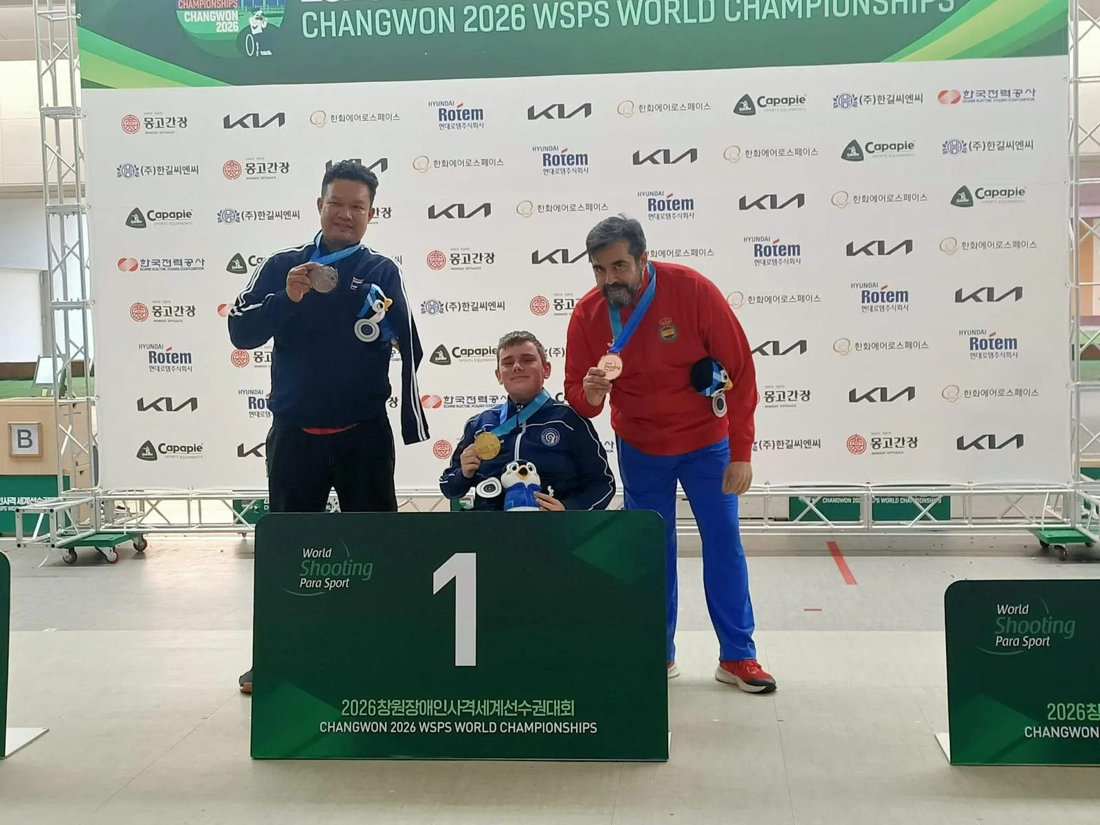 Trieste, Tommaso Starec campione del mondo ma per allenarsi sui 50 metri deve andare fuori città (VIDEO)