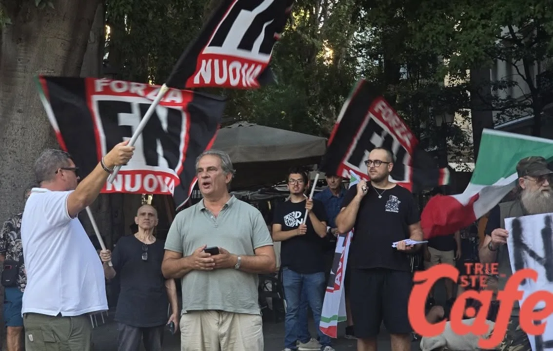 Trieste, Forza Nuova contro i controlli in piazza Libertà: «Residenti torneranno a sopportare il degrado»