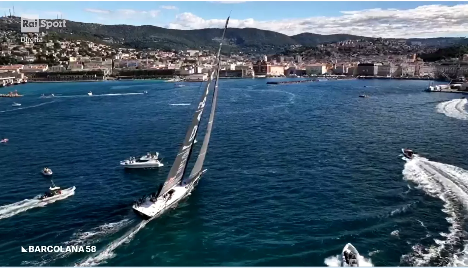 Trieste celebra Arca: Furio Benussi trionfa alla Barcolana 58 davanti a un Golfo spettacolare