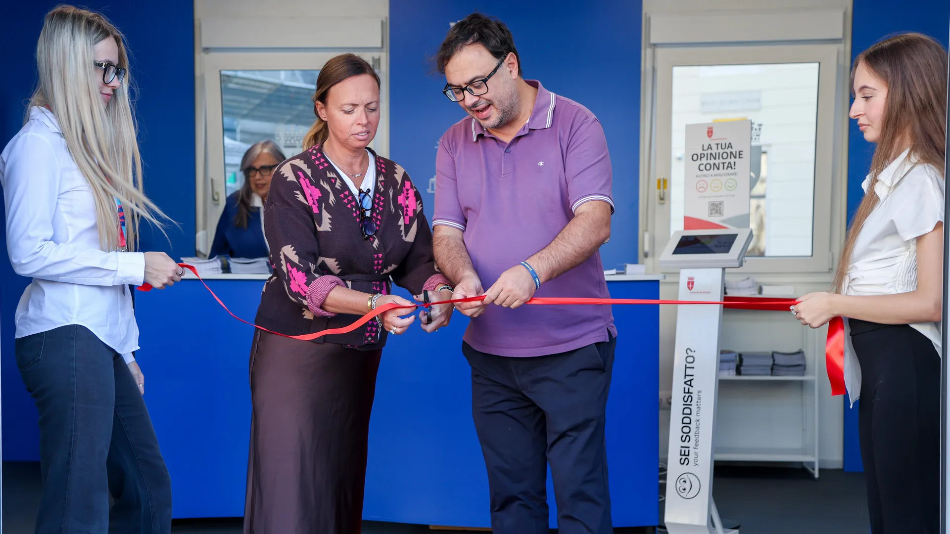 Barcolana, taglio del nastro per lo stand del Comune di Trieste: 120 impianti sportivi e focus sul bilancio