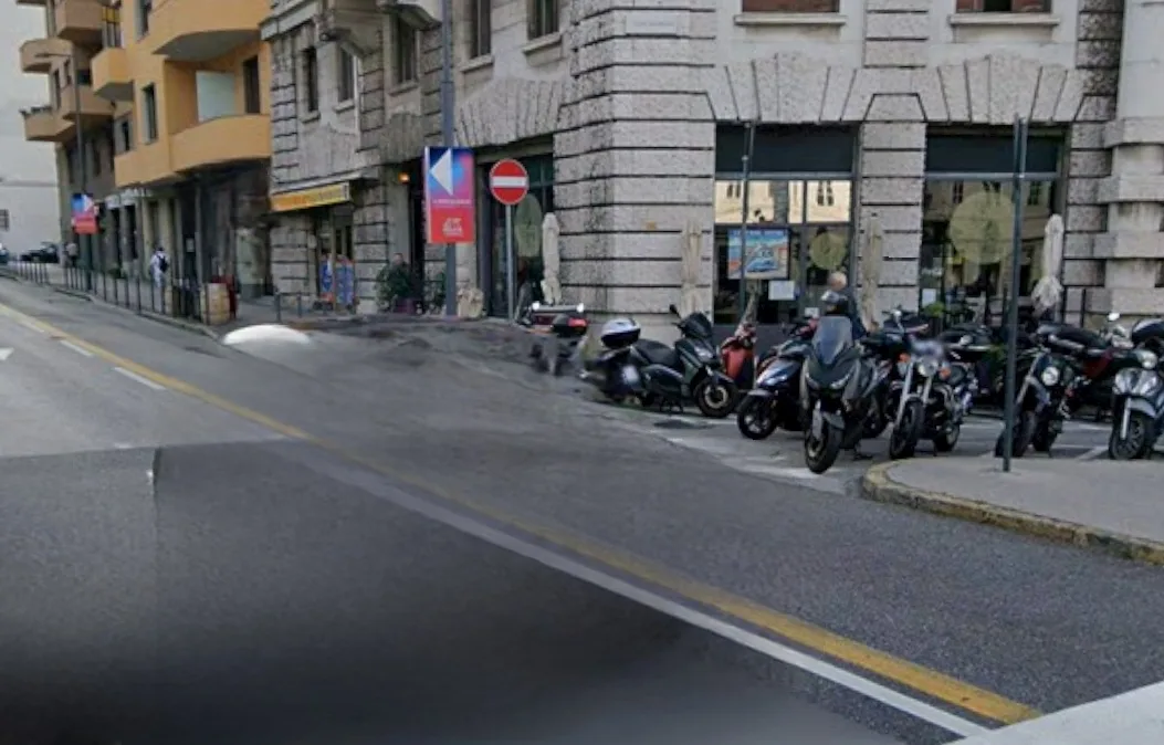 Furto nella notte alla Ca’ de Wine in piazza Dalmazia: forzata la serratura e rubato il fondo cassa