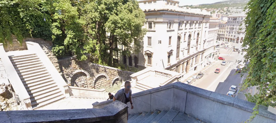 Trieste, scoperti con passamontagna e oggetti atti a offendere: maranza intercettati a San Giusto
