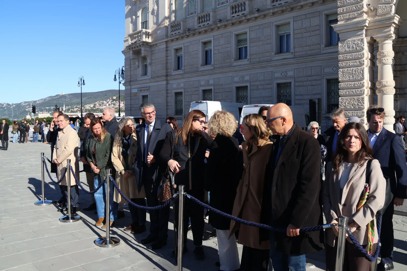 Alzabandiera a Trieste celebra i 72 anni di ricongiungimento all'Italia
