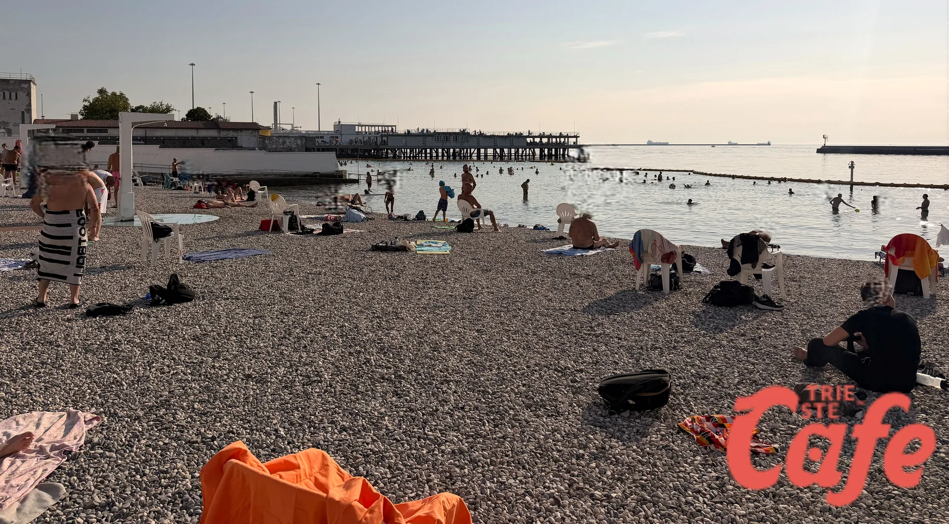 Pedocin, lancia un sasso contro un uomo che fa il bagno: ferito un bagnante