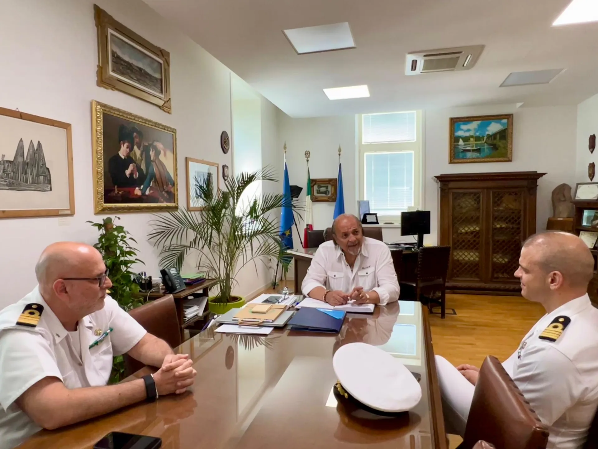 Capitaneria di Porto di Monfalcone: passaggio di consegne tra Schirone e Provenzano