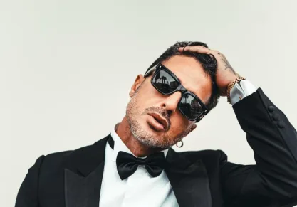 Fabrizio Corona debutta a Bassano: politica, potere e spettacolo nel nuovo show “Per la verità”