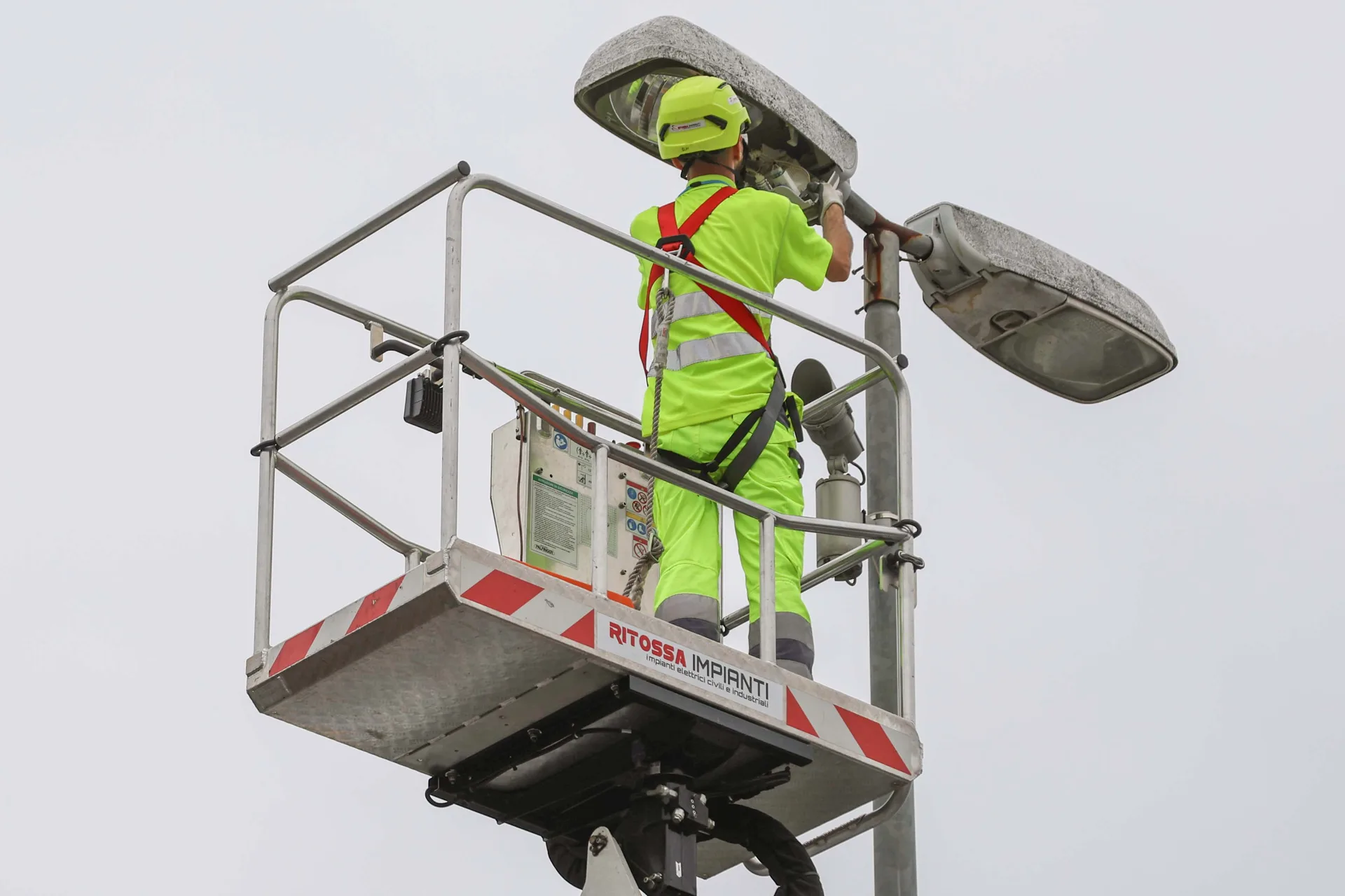 Illuminazione pubblica a Trieste, via ai lavori con Edison Next: 21.660 punti luce riqualificati nei prossimi dieci mesi