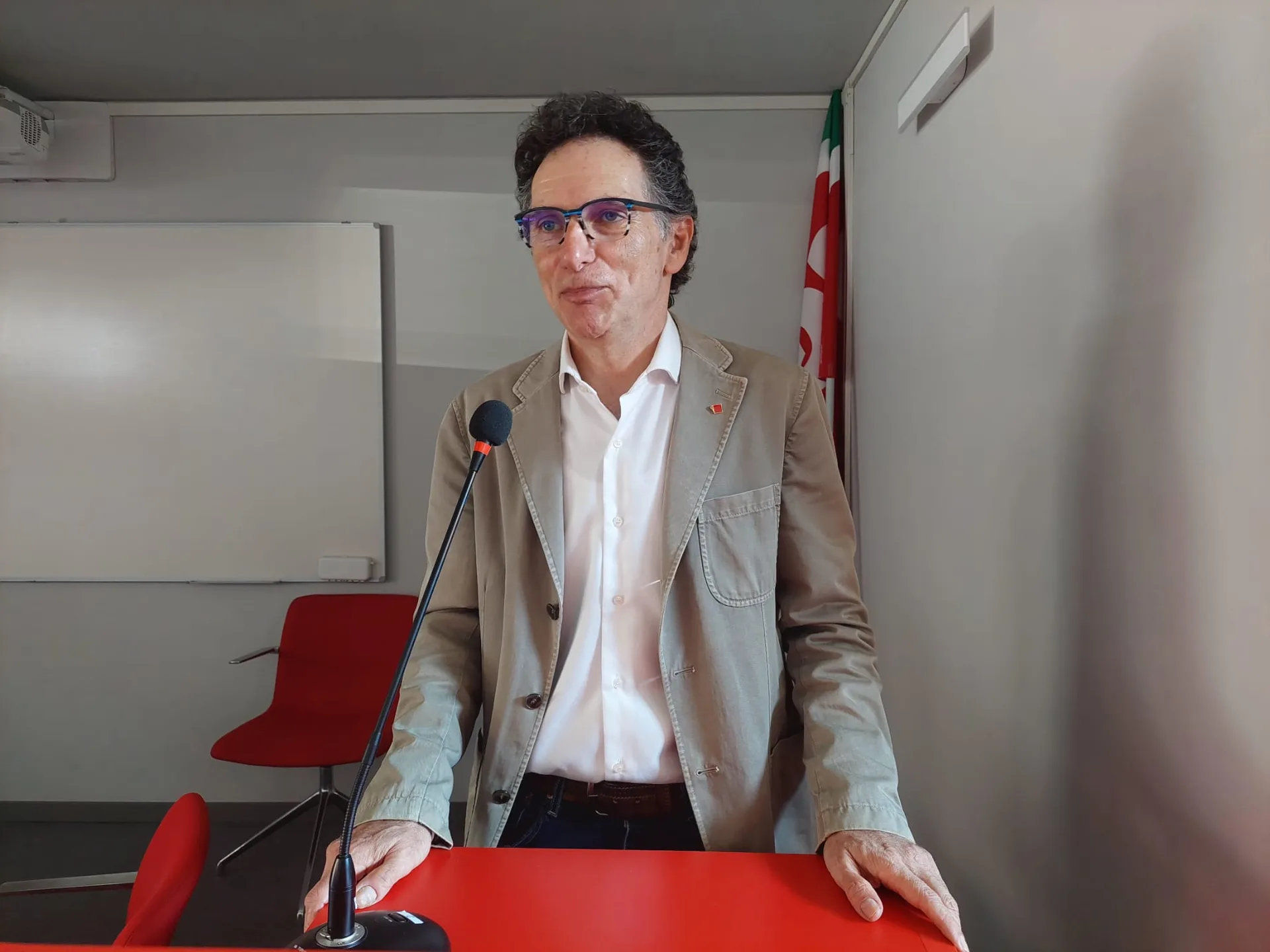 Valditara a Monfalcone. Le critiche della Cgil: "No ai confronti a scuole chiuse"