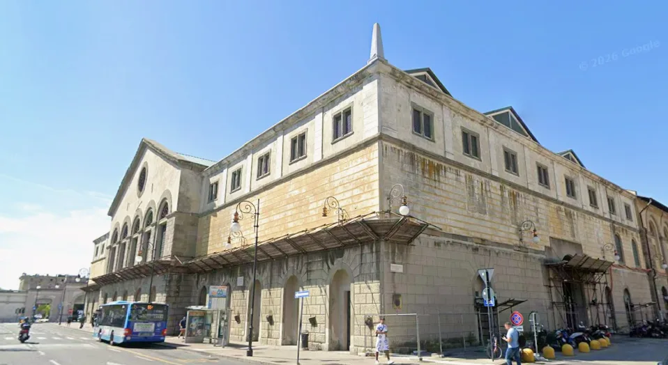 Trieste, ex Silos: Dipiazza immagina albergo, negozi e mille parcheggi in zona piazza Libertà(VIDEO)