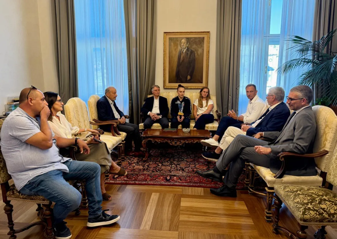 Sport, Fedriga: “Orgoglio Fvg per ori ginnastica Benedetta Gava”