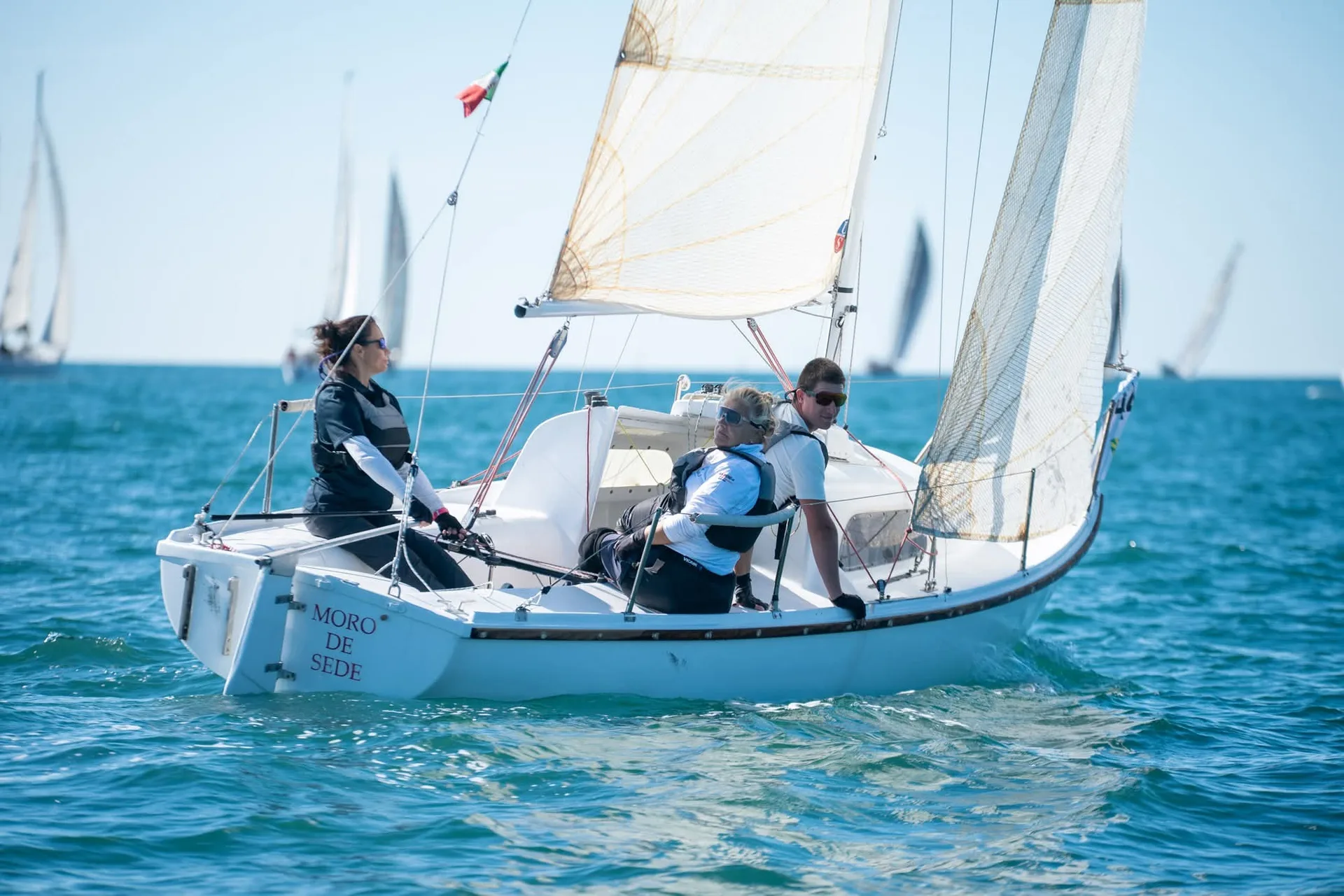 Trieste, l’inclusione prende il largo: due persone con disabilità in regata sul “Moro de Sede”