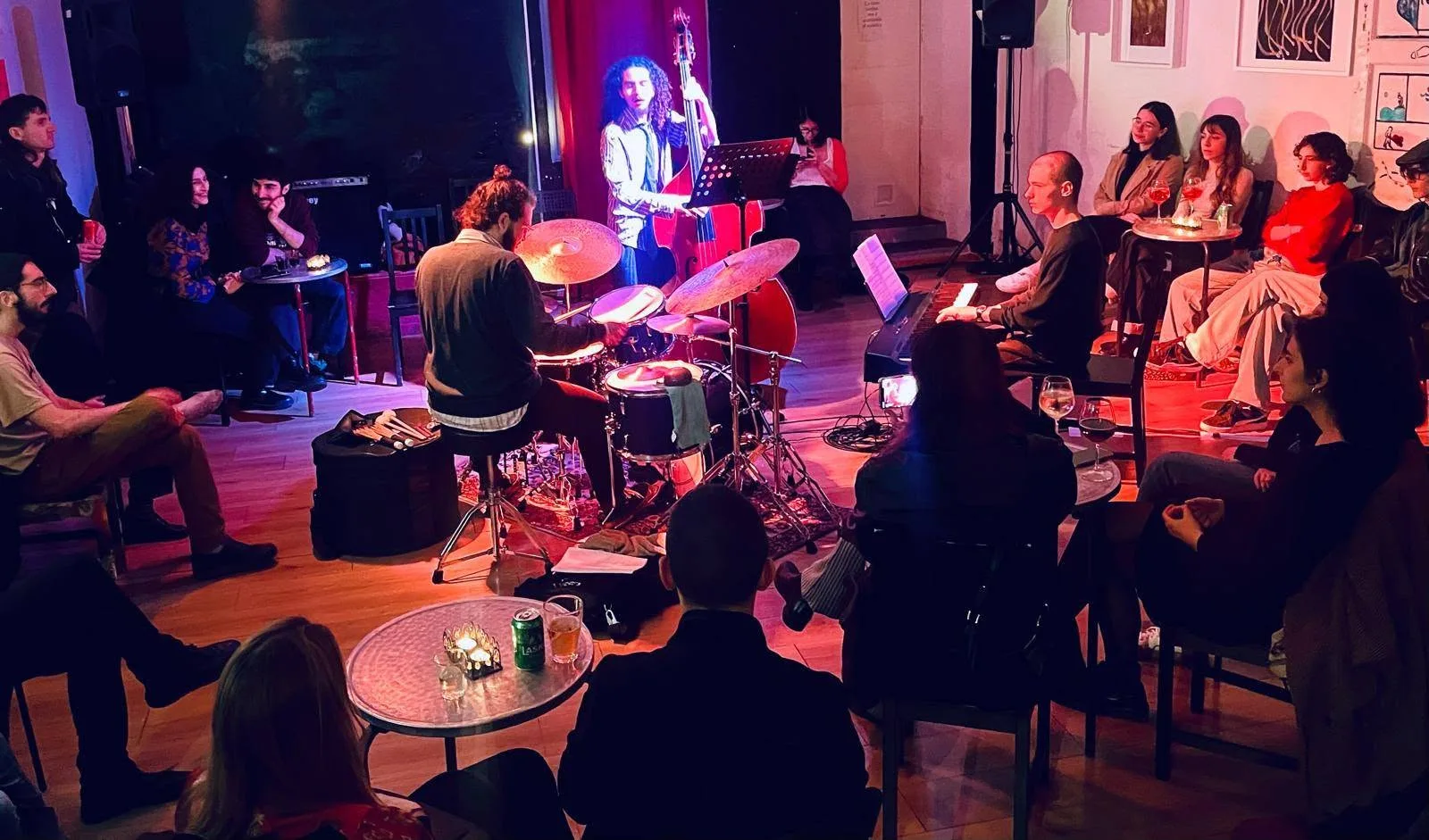 Trieste, ogni venerdì musica, arte e spettacoli: riparte la stagione del Piano B