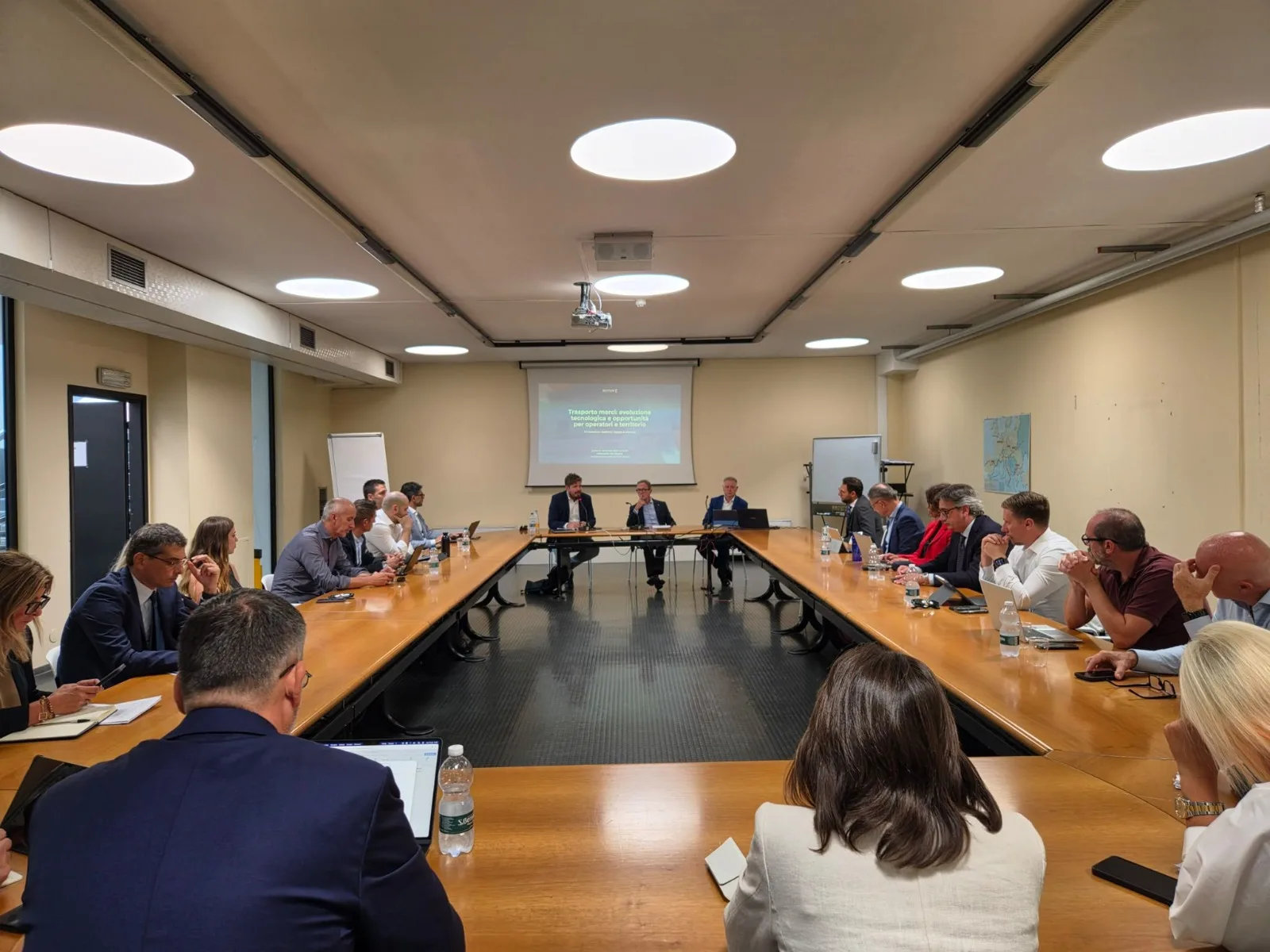 Trasporto merci: evoluzione tecnologica e opportunità per operatori e territorio