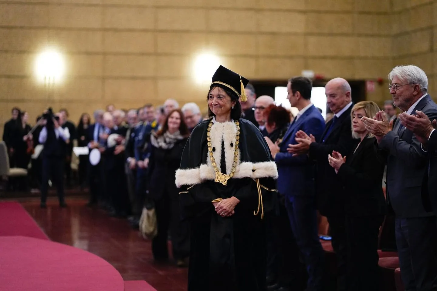 Trieste, la Rettrice Vianelli racconta il suo infortunio: “Un mese a letto, ora sto tornando alla normalità” (VIDEO)