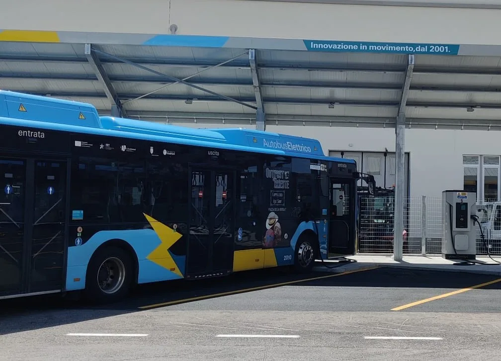 Trieste Trasporti, nuovi validatori permetteranno di conoscere in tempo reale flussi passeggeri (VIDEO)