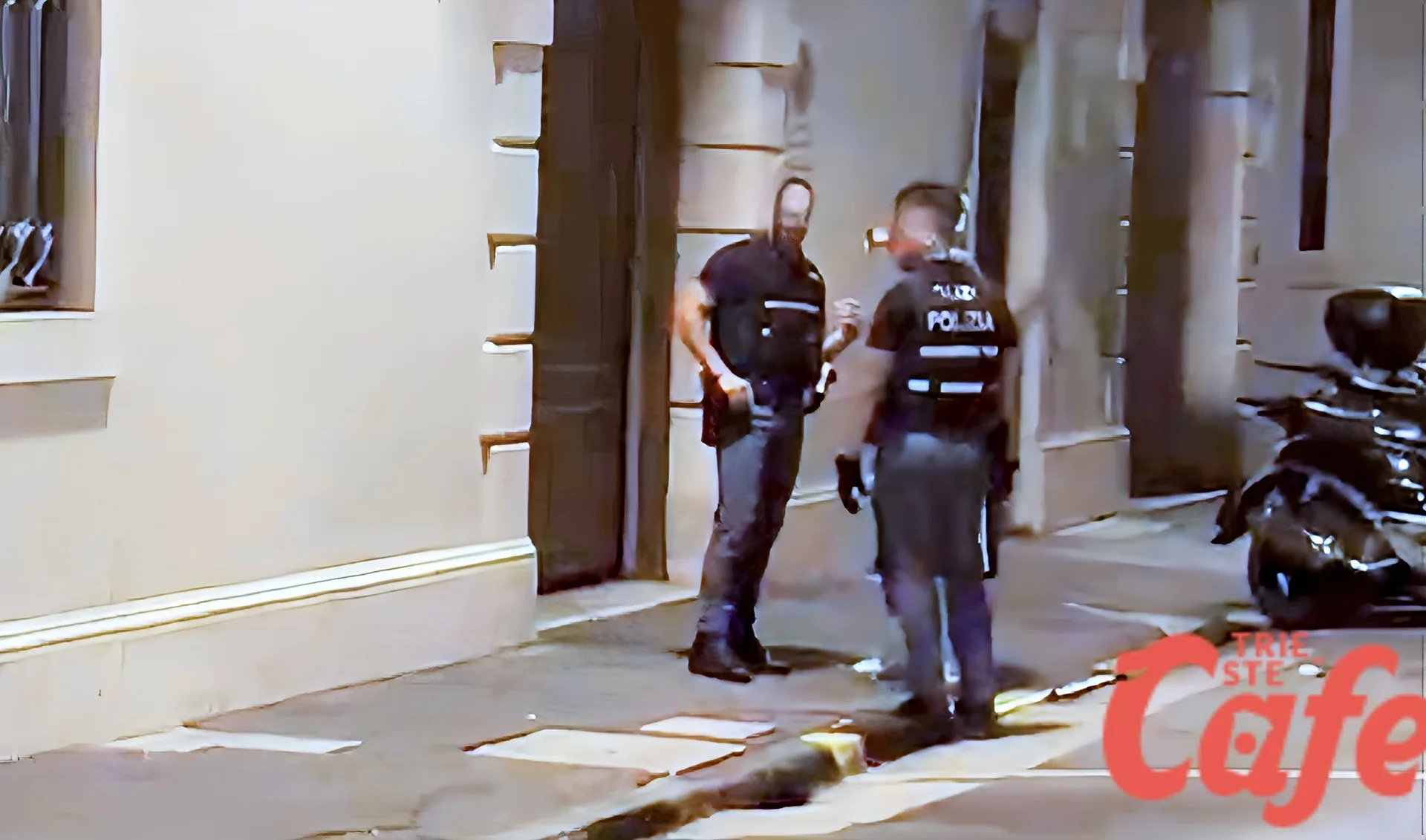 Borgo Teresiano, tensione nella notte tra maranza: intervento congiunto di steward e Polizia (VIDEO)