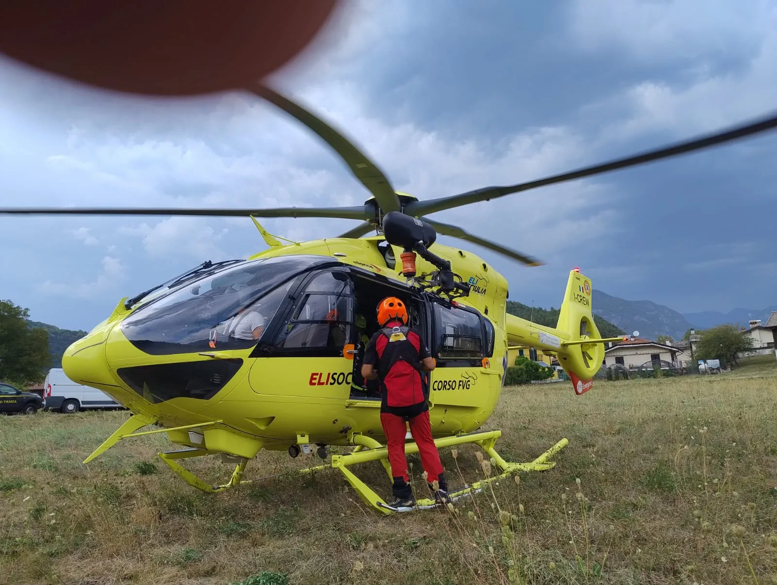 Doppio intervento per i soccorsi a Forni Avoltri e Ravascletto: due feriti, un trasferito in elisoccorso a Udine