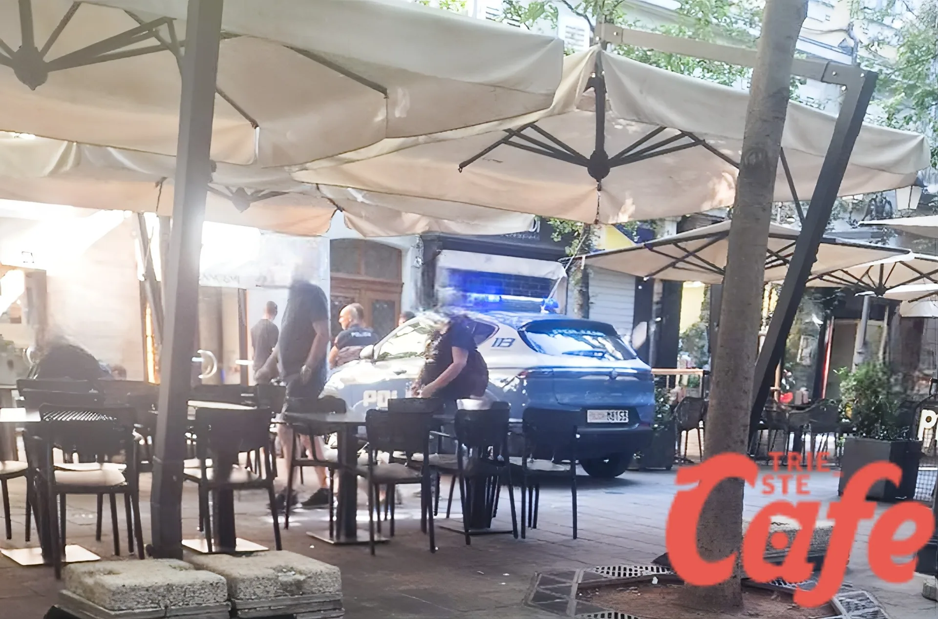 Trieste, furto da Gangemi nella notte: intervento della Polizia in viale XX Settembre