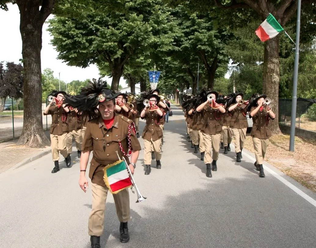 Bersaglieri. Bordin a Palazzolo, in festa con la fanfara verso Lignano