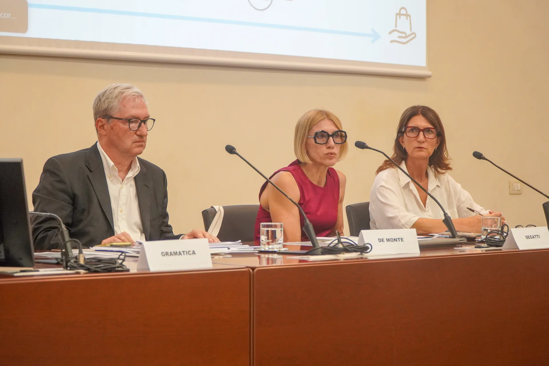 Scienze della Vita: bando da 150 mila euro e nuovo servizio specialistico iLoop